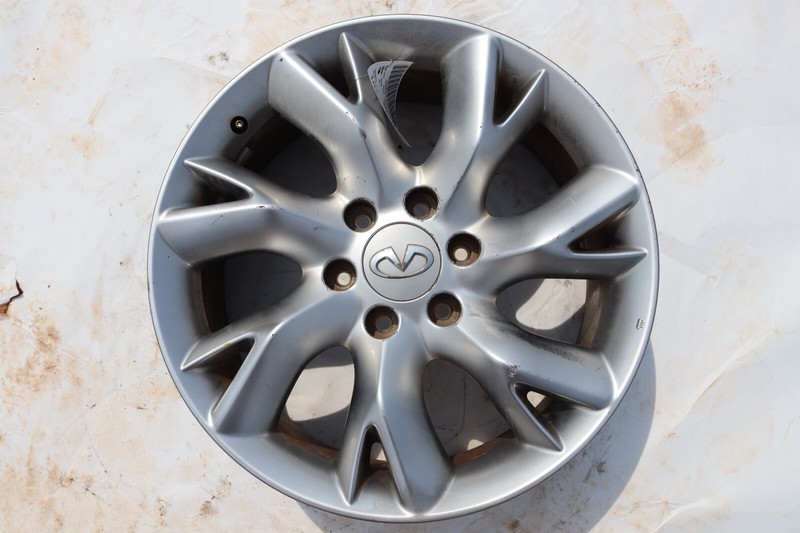 2011-2013 INFINITI QX56 WHEEL RIM R20 20X8 ALLOY 7 SPOKE SILVER OEM