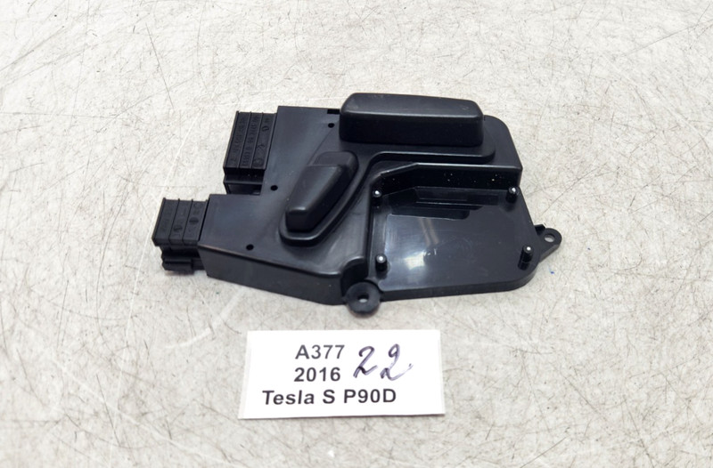 ✅ 12-20 OEM Tesla Model S Front Left Driver Side Seat Control Switch 19k