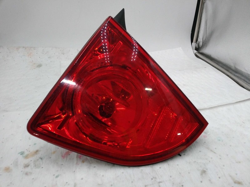2009 Chevrolet Malibu Right Tail Light Assembly Grey OEM 451588 164K Miles