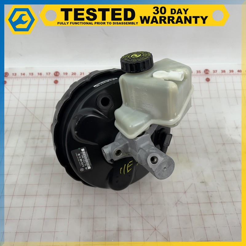 10-13 Mercedes E-Class W212 POWER BRAKE MASTER CYLINDER W/ BOOSTER OEM