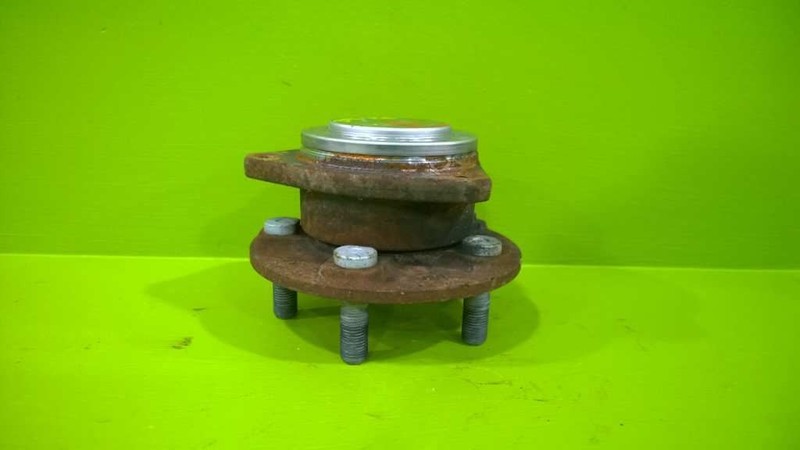 05 06 07 08 09 10 11 12 13 14 CHRYSLER 300 FRONT WHEEL HUB OEM 3096-105