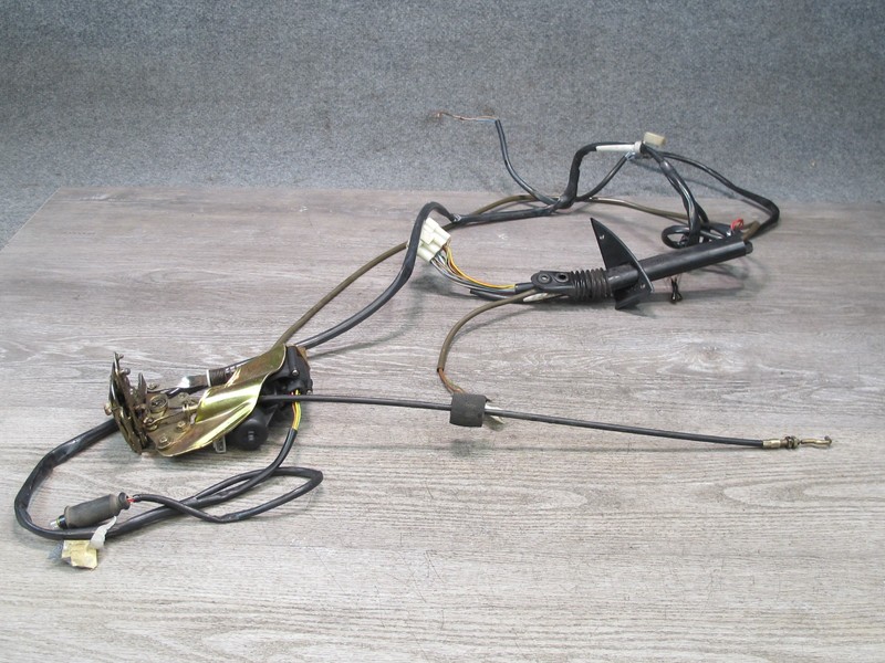 1983-1986 PORSCHE 928 S RIGHT DOOR LOCK ACTUATOR WIRE WIRING HARNESS ASSEMBLY