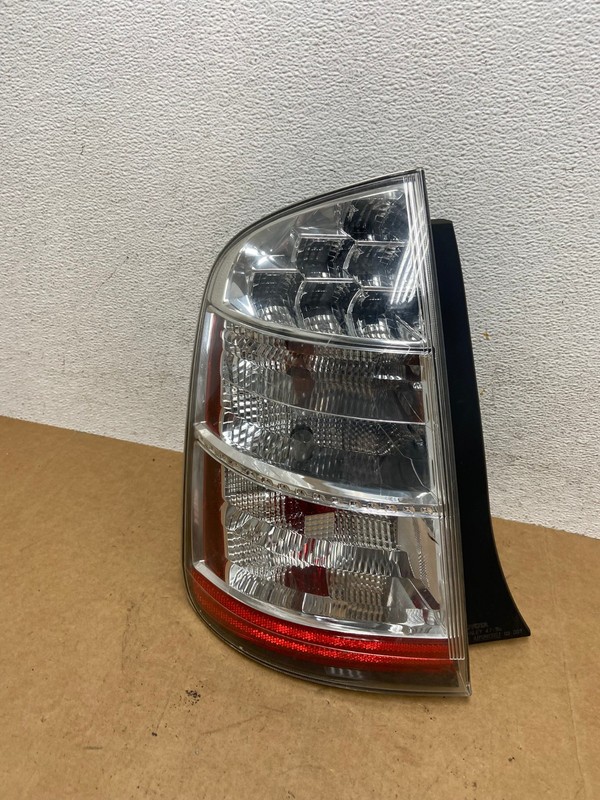 2006 2007 2008 2009 Toyota Prius Tail Light Left Driver LH AE3015 LK