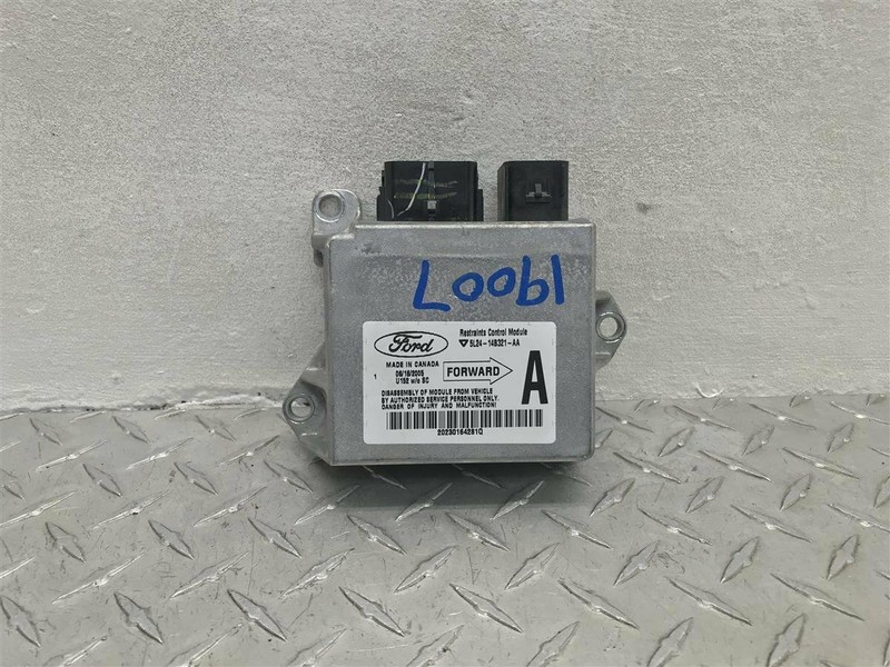 2004-2005 FORD EXPLORER MOUNTAINEER AIR BAG CONTROL MODULE OEM 5L24-14B321-AA