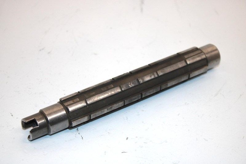 00 Arctic Cat 500 AutomaticOemTransmission Countershaft 3402-492 AA7