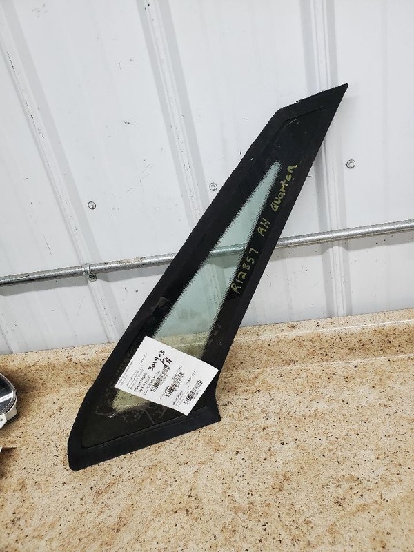 Passenger Right Quarter Glass 4 Door Hatchback Fits 94-96 ESCORT 300374