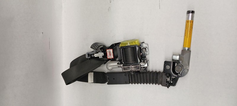 17-'20 HYUNDAI ELANTRA Front driver Seat Belt retractor black OEM