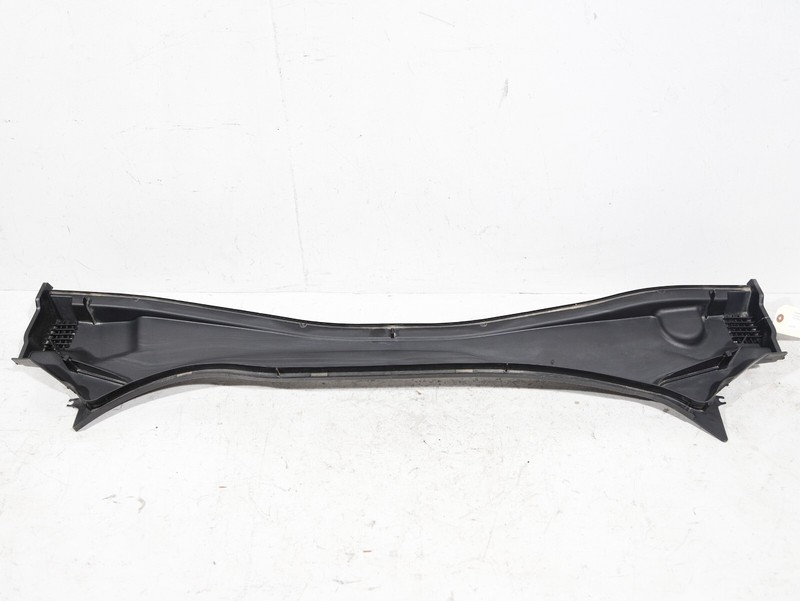 OEM 20-23 BMW 1 & 2 Series F40 F44 Front Wiper Cowl Panel Trim 7453939 12K