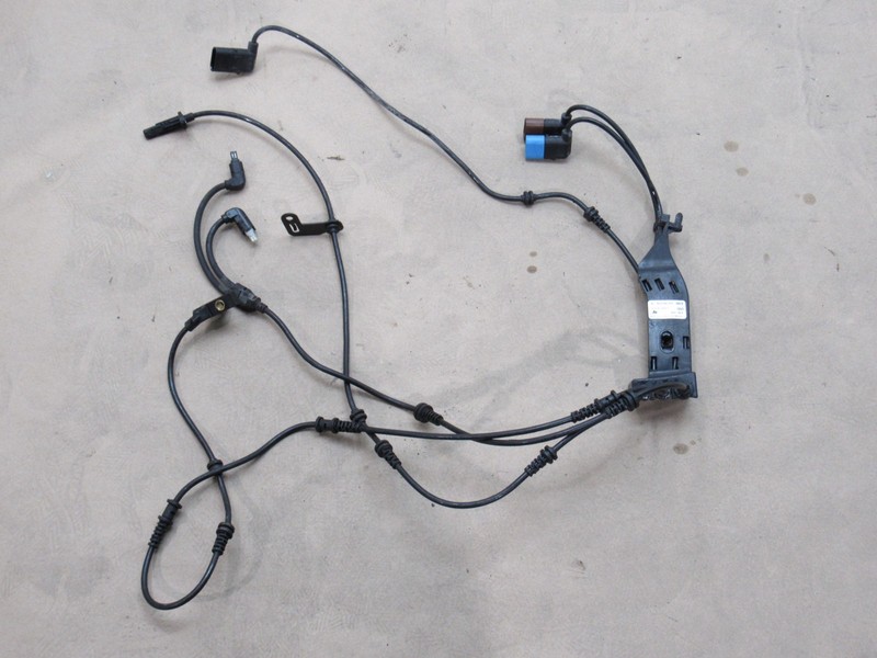 Mercedes S560 2020 W222 Front Right Brake Strut Shock ABS Sensor Harness 18-20 >