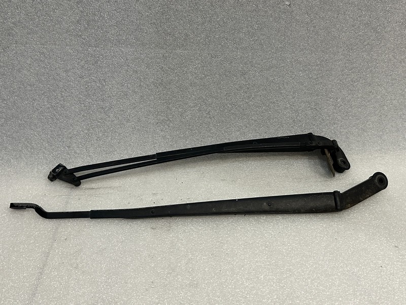 1990 1991 1992 1993 1994 LEXUS LS400 WINDSHIELD WIPER ARMS