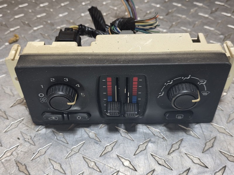 2003 2004 Chevrolet Silverado Climate Control Assembly Oem Tested