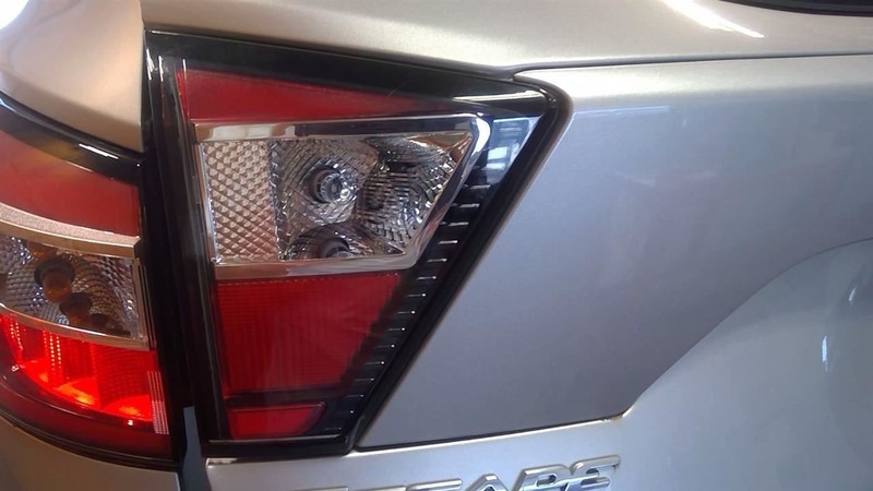 Driver Tail Light Liftgate Mounted Bright Red Lens Fits 17-18 ESCAPE 3493706