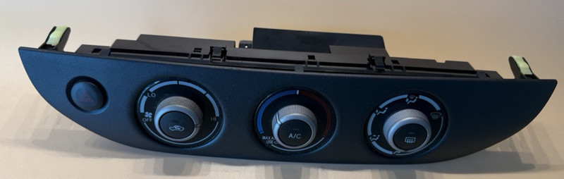 2002-2006 Toyota Camry AC Hazard Heater Climate Control OEM