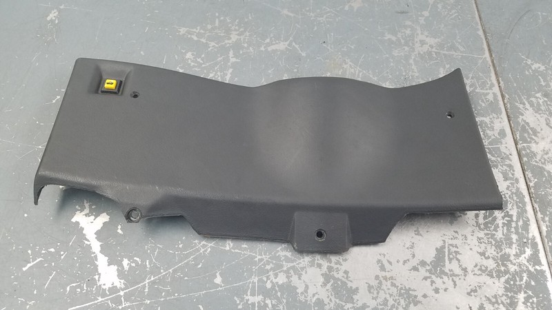 2001 Chevy Camaro SS Lower Dash Knee Bolster #5317 H5
