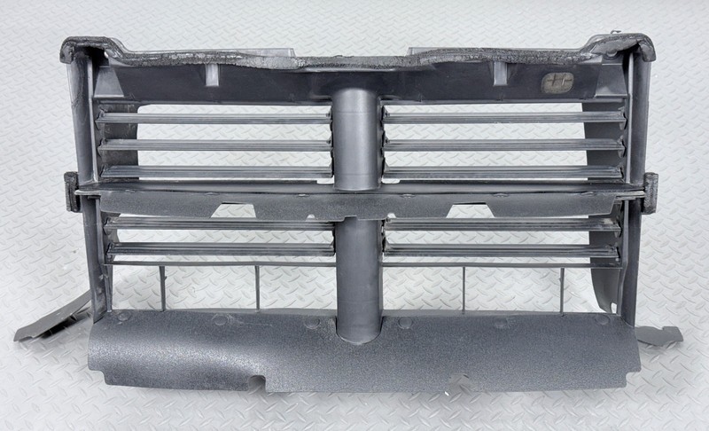 ✅ 13-24 RAM 1500 Classic OEM FRONT RADIATOR ACTIVE AIR SHUTTER GRILLE +MOTOR 53K