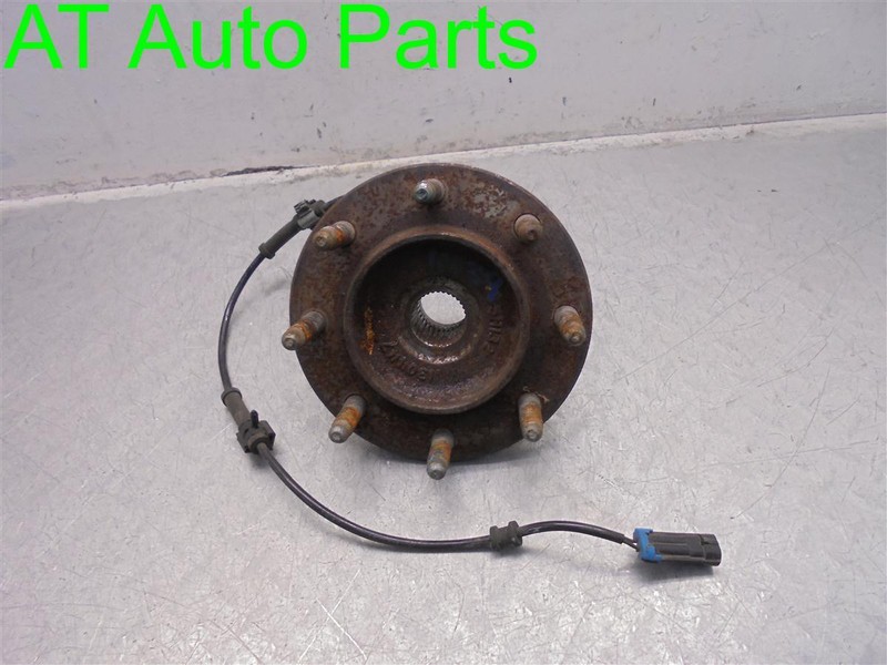 06 07 HUMMER H2 SILVERADO SIERRA 1500 2500 FRONT DRIVER LEFT HUB OEM 15225770