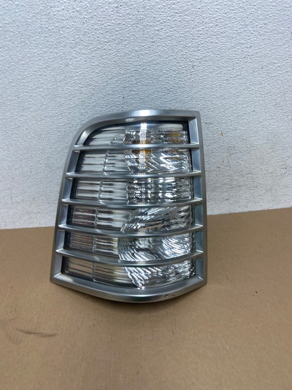 2006 2007 2008 2009 2010 Mercury Mountaineer Left Driver Tail Light AD6401 LK