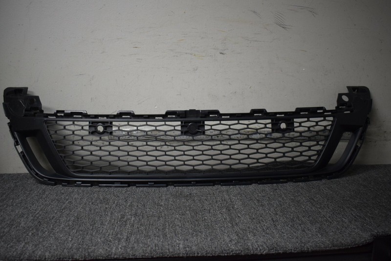 2019-2020 Porsche Cayenne Bumper Grille Center OEM USED 169671 9Y0-807-683-P JES
