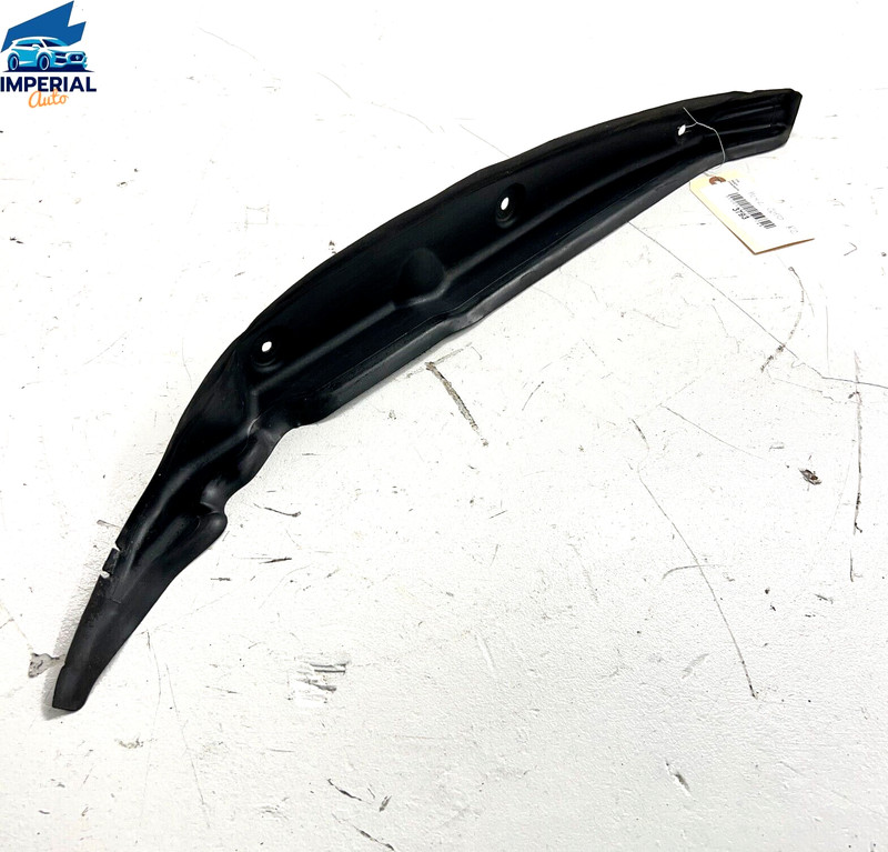 MERCEDES GL450 Front Right Passenger Fender Insulator Inner Cover 2006-2016 OEM