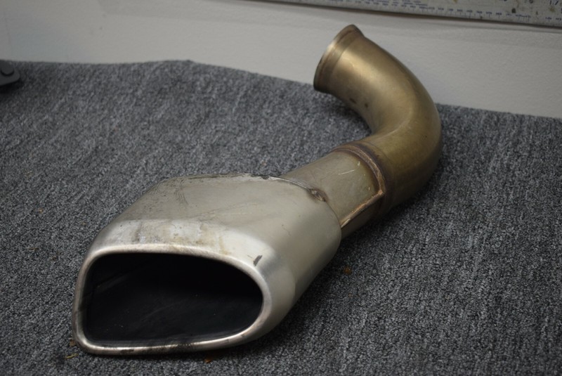 PORSCHE CAYENNE S LEFT SIDE TAIL PIPE FACTORY OEM