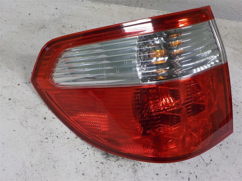 2005 2006 2007 HONDA ODYSSEY LEFT Tail light lamp taillight 33551-SHJ-A11