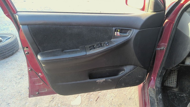 Front Door Trim Panel TOYOTA COROLLA Left 06 07 08 05 04 03