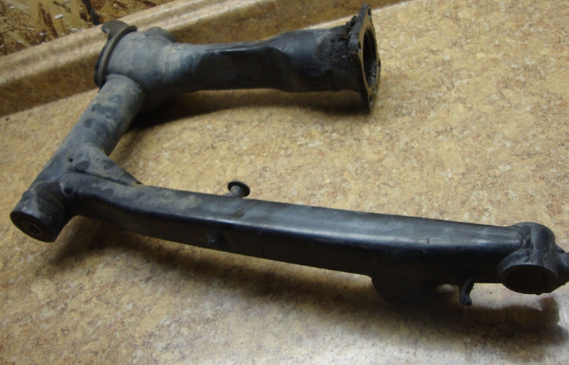 1981 Yamaha XS1100 XS 1100 Rear Swingarm Swing Arm Swivel Pivot Shaft Mount Back