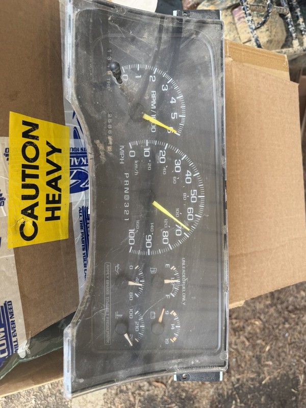 98 99 Chevy Suburban Sierra 1500 2500 350 Speedometer Cluster 258k 16221455