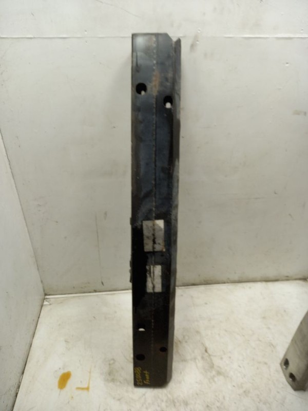 03 04 05 06 TOYOTA TUNDRA FRONT BUMPER REINFORCEMENT RESIN BUMPER