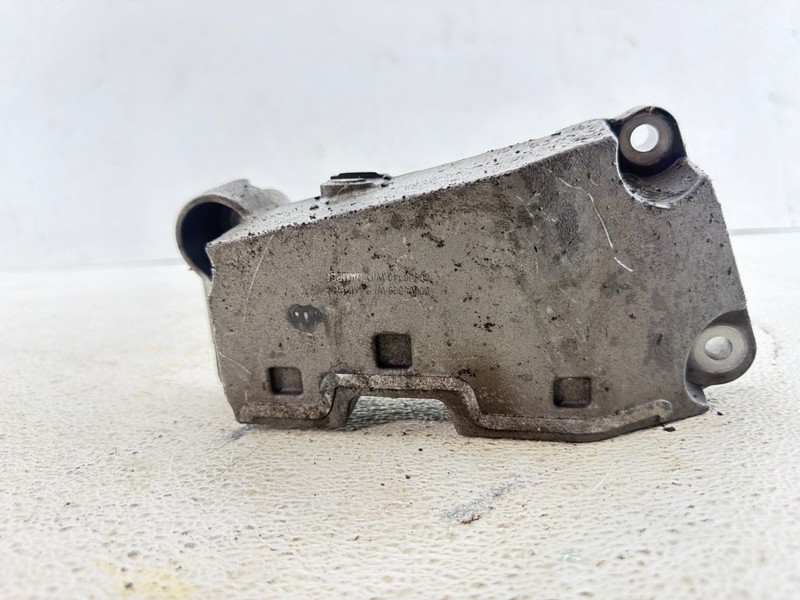 2024-2026 CHEVROLET TRAX 1.2L RIGHT ENGINE MOTOR MOUNT BRACKET SUPPORT OEM