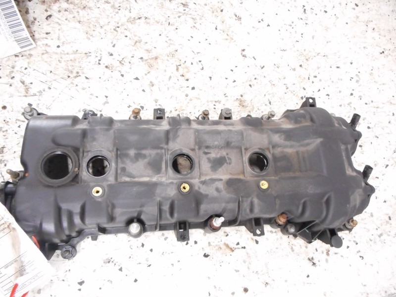 11-19 Dodge Journey 3.6L Valve Cover Left LH OEM 300 Challenger Caravan Durango