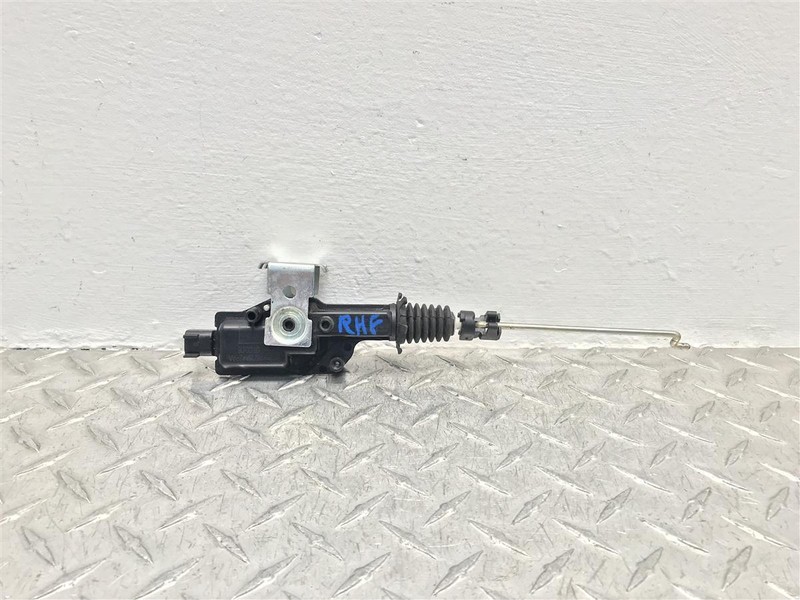 2002 - 2007 JEEP LIBERTY FRONT PASSENGER DOOR LOCK ACTUATOR OEM 6C2A-16218A42-AA