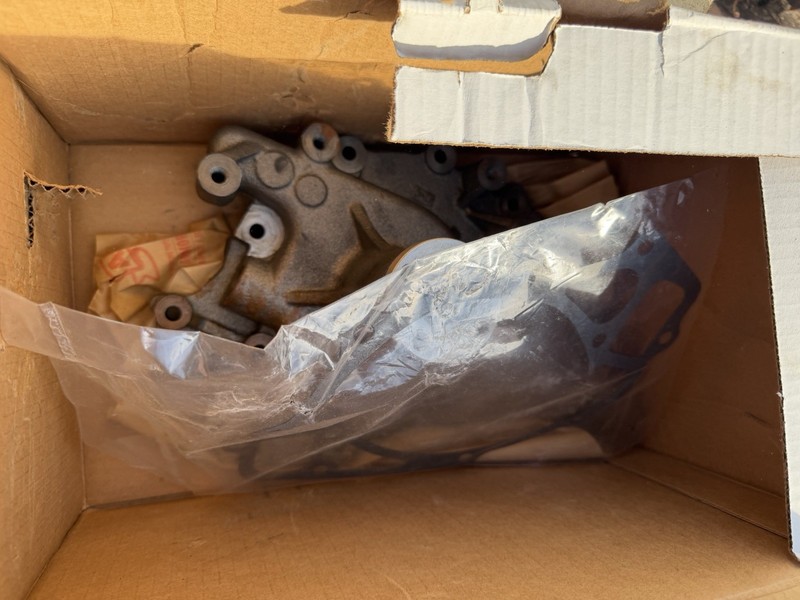 OEM Ford 44003 Engine Water Pump For70-92 Ford Trucks Lincoln Mercury Models