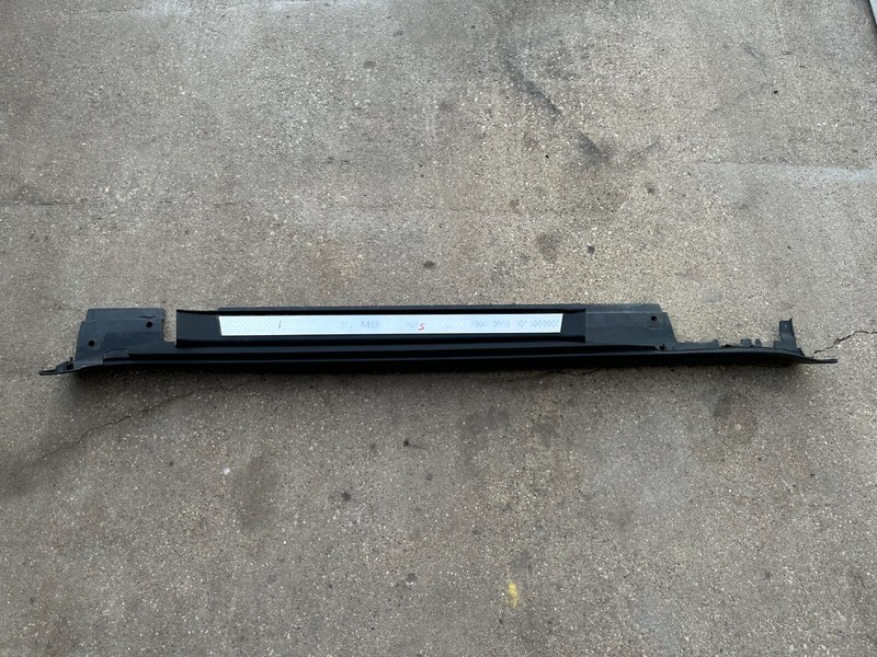 07-15 Mini Cooper S R56 LEFT DRIVER SIDE SKIRT ROCKER PANEL COVER MOLDING OEM