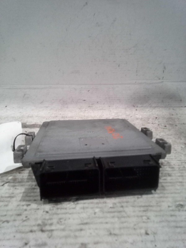 2017 Lincoln Continental Engine Control Module ECM OEM 63383 - 113K Miles