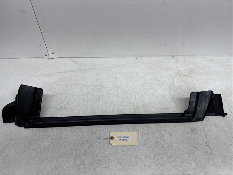 ⚡️17-21 TESLA MODEL 3 REAR RH DOOR WINDOW INNER BELT WEATHERSTRIP SEAL 19093 U8
