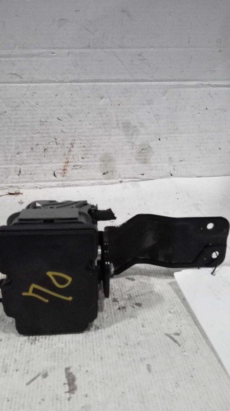 2018 Hyundai Elantra ABS Pump & Motor Assembly OEM 58920F2500 125K Miles