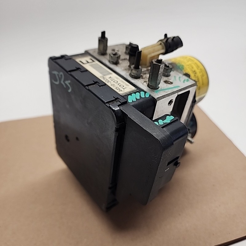 4451030260 | 2006 - 2011 LEXUS GS450H GS460 GS430 GS HYBRID ABS BRAKE PUMP OE