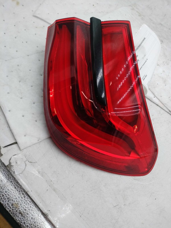2016 BMW 750i Right Blue Tail Light Assembly OEM 534793 Used 115k Miles