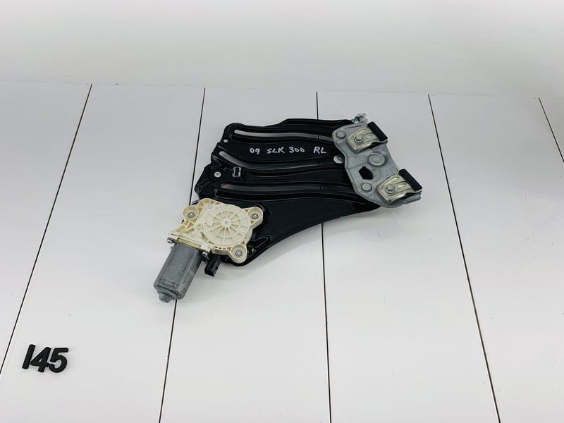 09-11 MERCEDES BENZ SLK300 REAR LEFT SIDE QUARTER GLASS WINDOW REGULATOR OEM