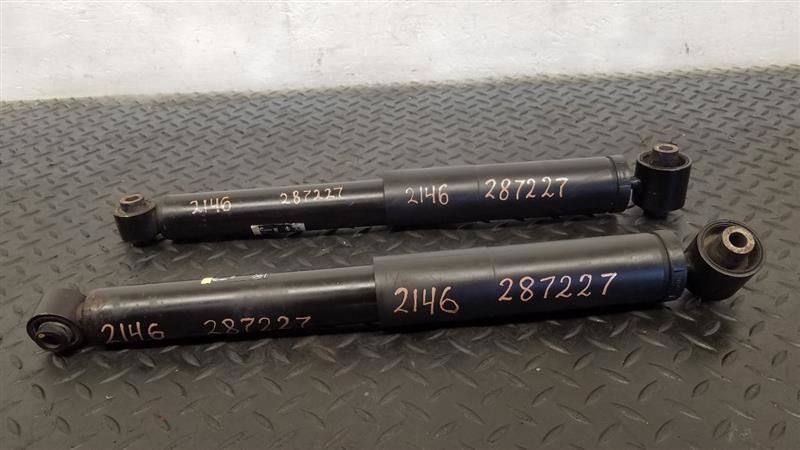 08-15 Nissan Rogue AWD Rear Shock Absorbers Pair OEM E6210-JM01A