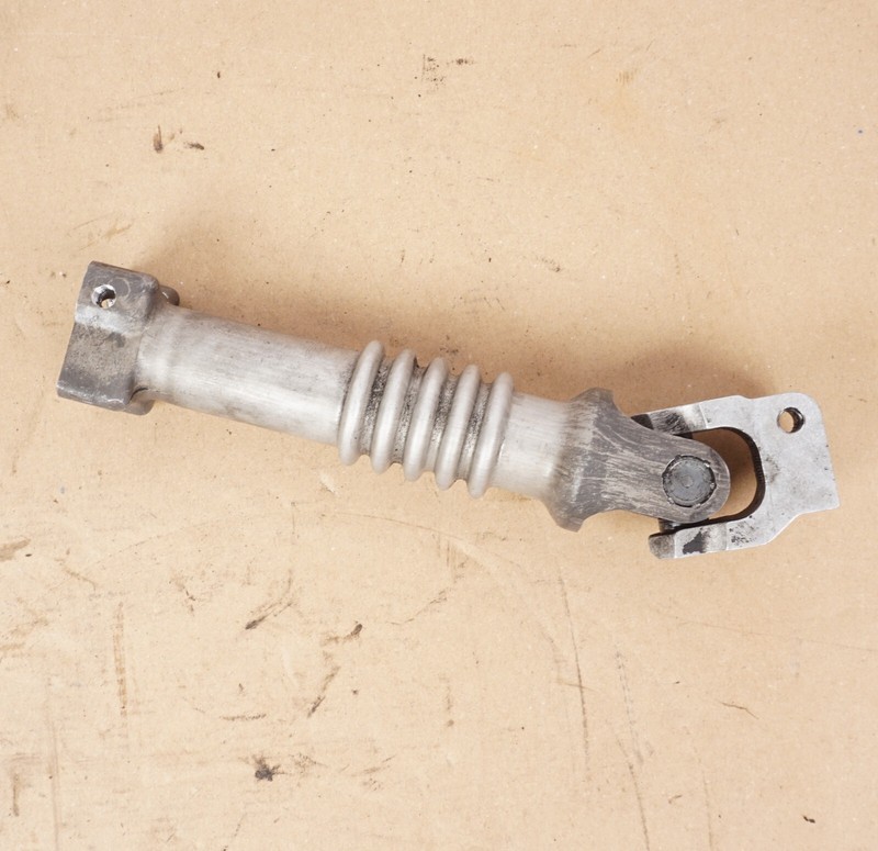 2012-2018 BMW 550i 650i 750i Steering Column Shaft Lower Universal JointOEM
