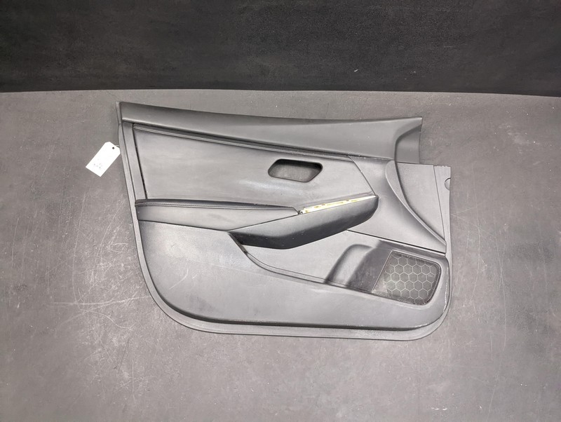 Front Left Door Trim Panel 2020 Nissan Sentra 80977-6LB0A 2021 2022