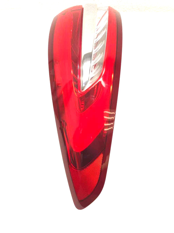 2017 Fusion LH Driver Quarter Panel Tail Light Assembly Light Scratches