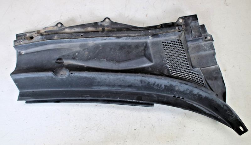 09-20 NISSAN 370Z Front Passenger Right Cowl Vent Panel OEM 668621EA0A