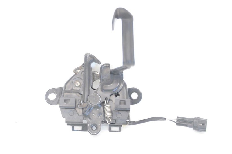 14-23 Toyota 4Runner Front Hoot Latch Assembly