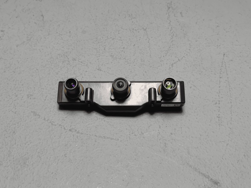 2016-2020 TESLA MODEL S FRONT DRIVER ASSIST AUTOPILOT TRIPLE CAMERA OEM