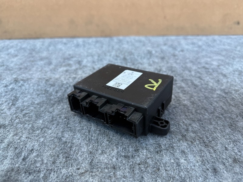 KIA STINGER 2018-2023 OEM FRONT RIGHT PASSENGER SEAT CONTROL MODULE SWITCH