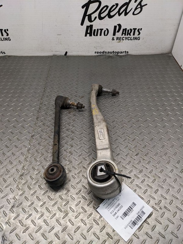 Passenger Right Lower Control Arm Front Front Fits 14-17 CAPRICE 1178583