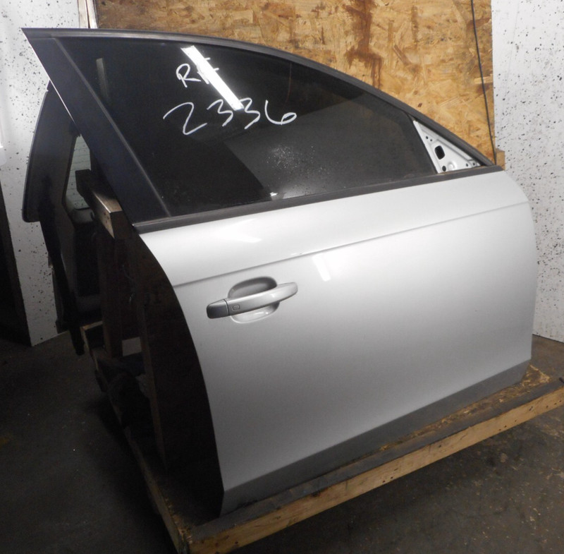 2012-2016 Audi A4 Sedan Front Door Assembly Passenger Right Electric OEM LX7W